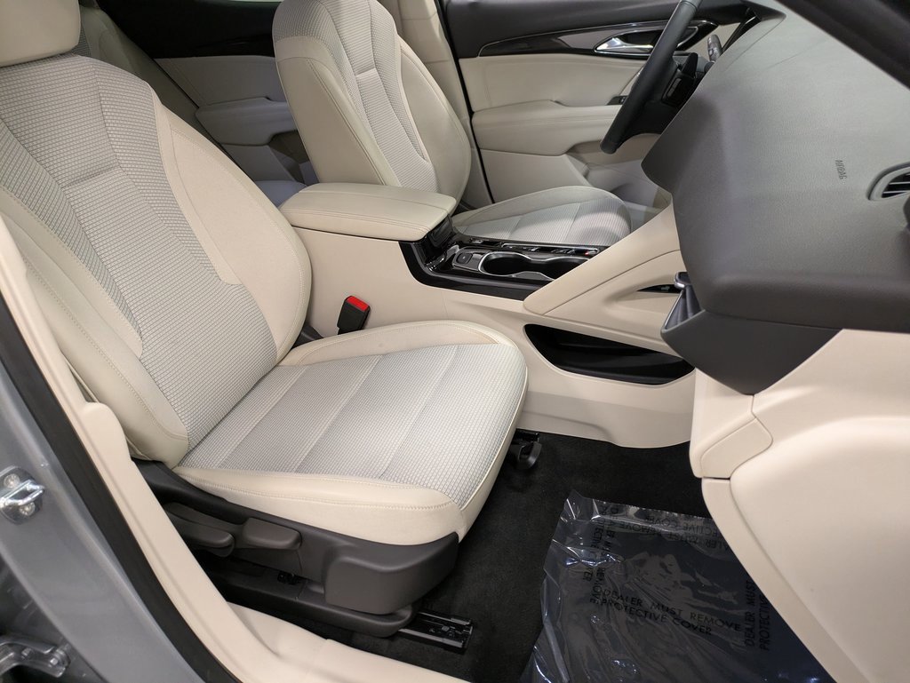 Used 2023 Buick Envision Preferred image 29