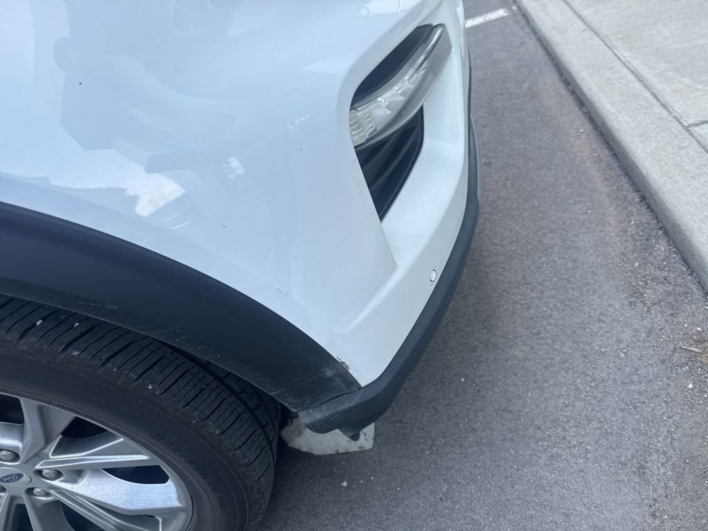 Used 2021 Ford Explorer Limited w/ Equipment Group 301A image 17