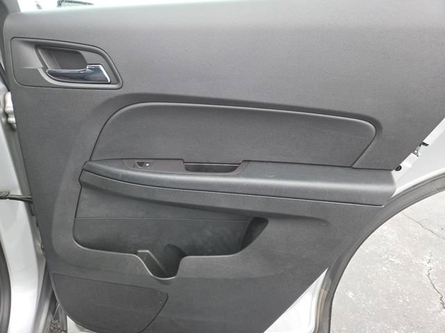 Used 2017 Chevrolet Equinox LS image 18