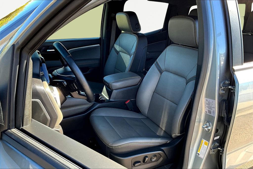 Used 2023 Chevrolet Colorado ZR2 w/ ZR2 Convenience Package III image 27