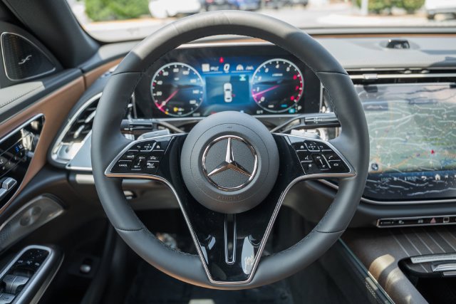New 2027 Mercedes-Benz E 450 4MATIC Sedan image 28