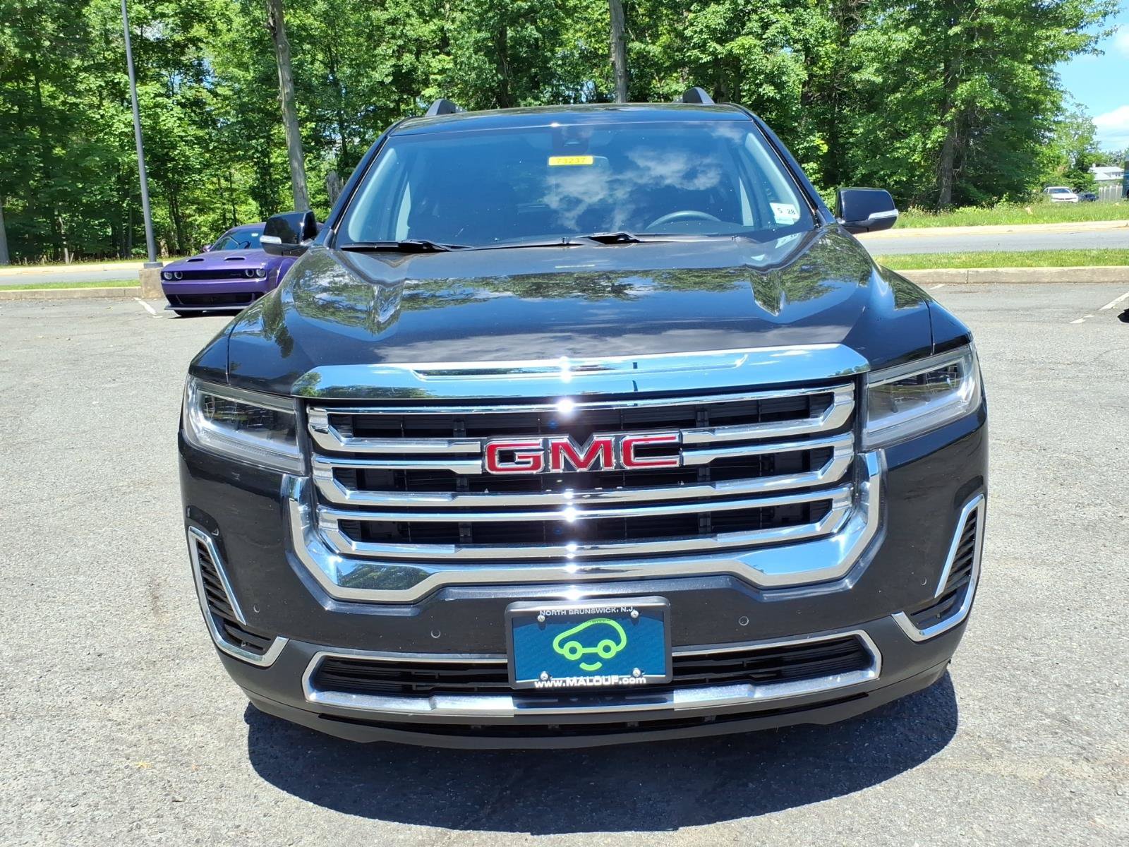 Certified 2023 GMC Acadia SLE w/ Driver Convenience Package AWD/4WD image 2