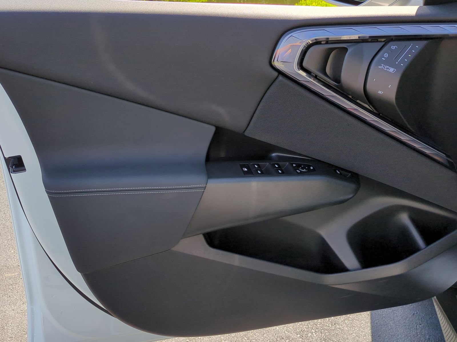 Certified 2025 BMW X3 xDrive30i w/ Premium Package image 14