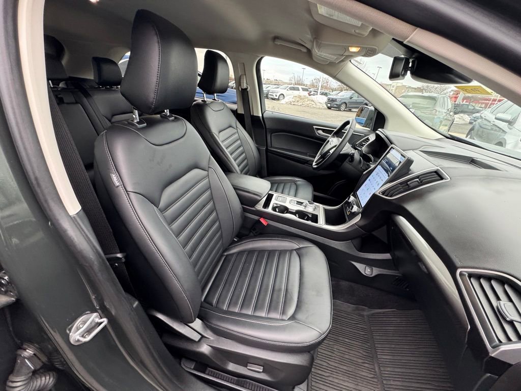 Certified 2024 Ford Edge SEL w/ Convenience Package image 16