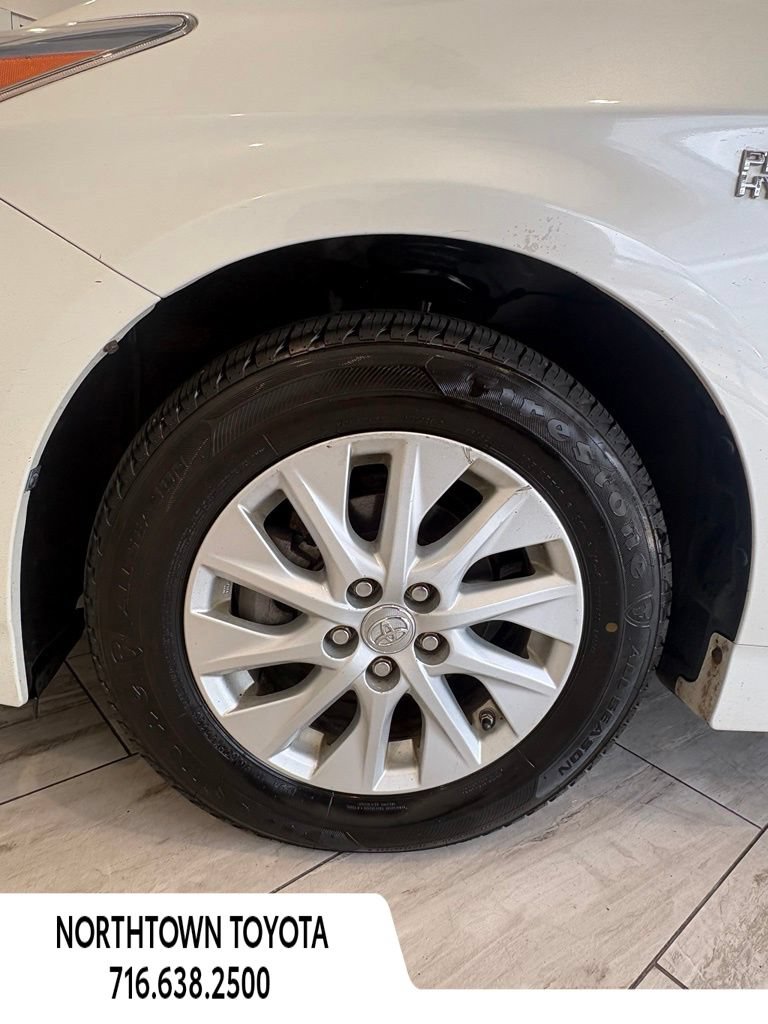 Used 2013 Toyota Prius Prime Plug-In Hybrid FWD image 12