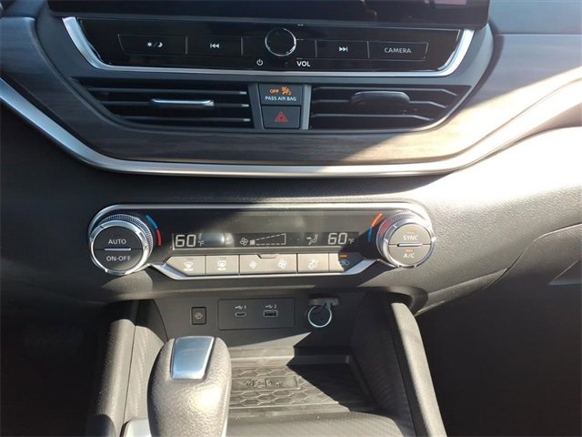 New 2025 Nissan Altima 2.5 SV w/ SV Special Edition Package image 15