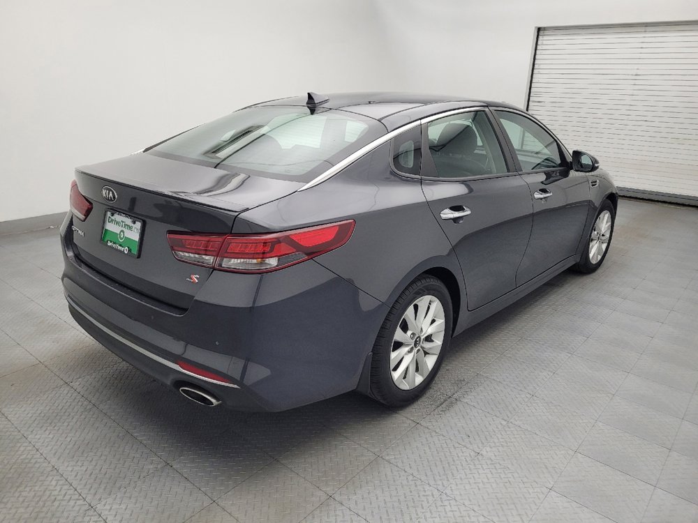 Used 2018 Kia Optima S FWD image 9