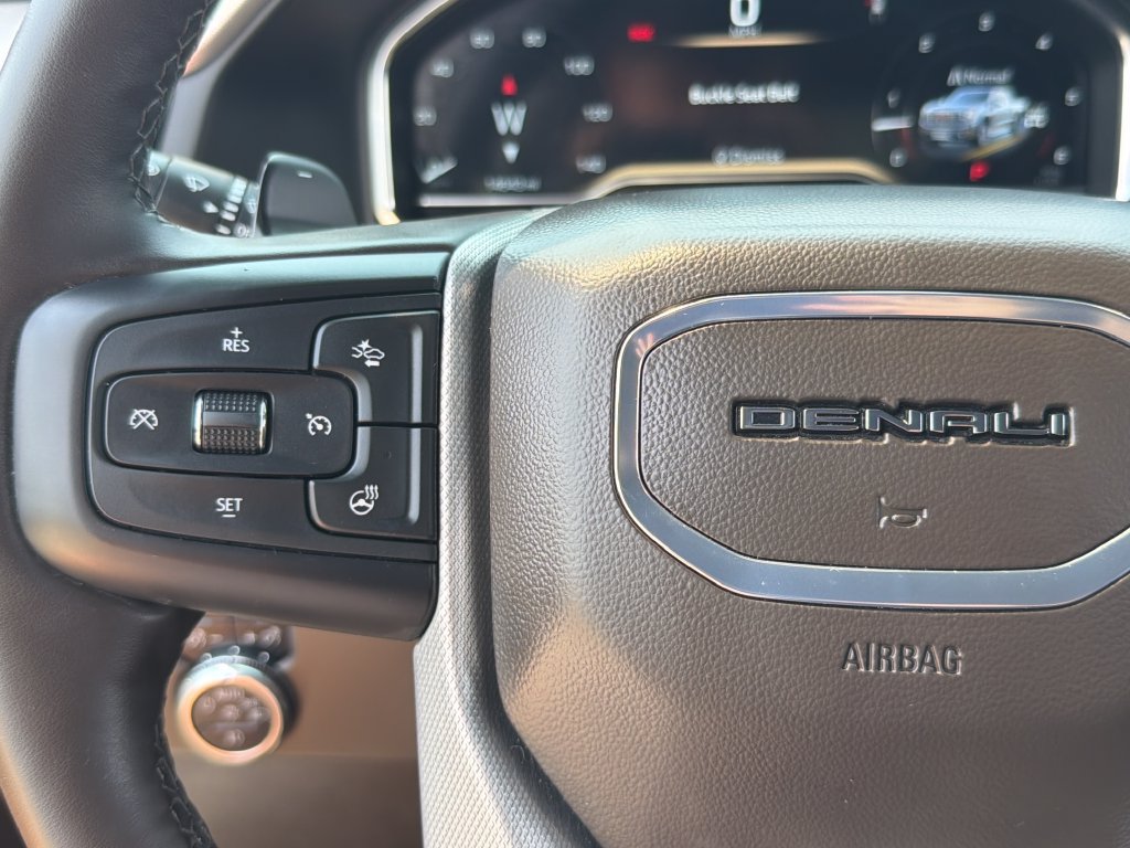 Used 2024 GMC Sierra 1500 Denali w/ Technology Package AWD/4WD image 15