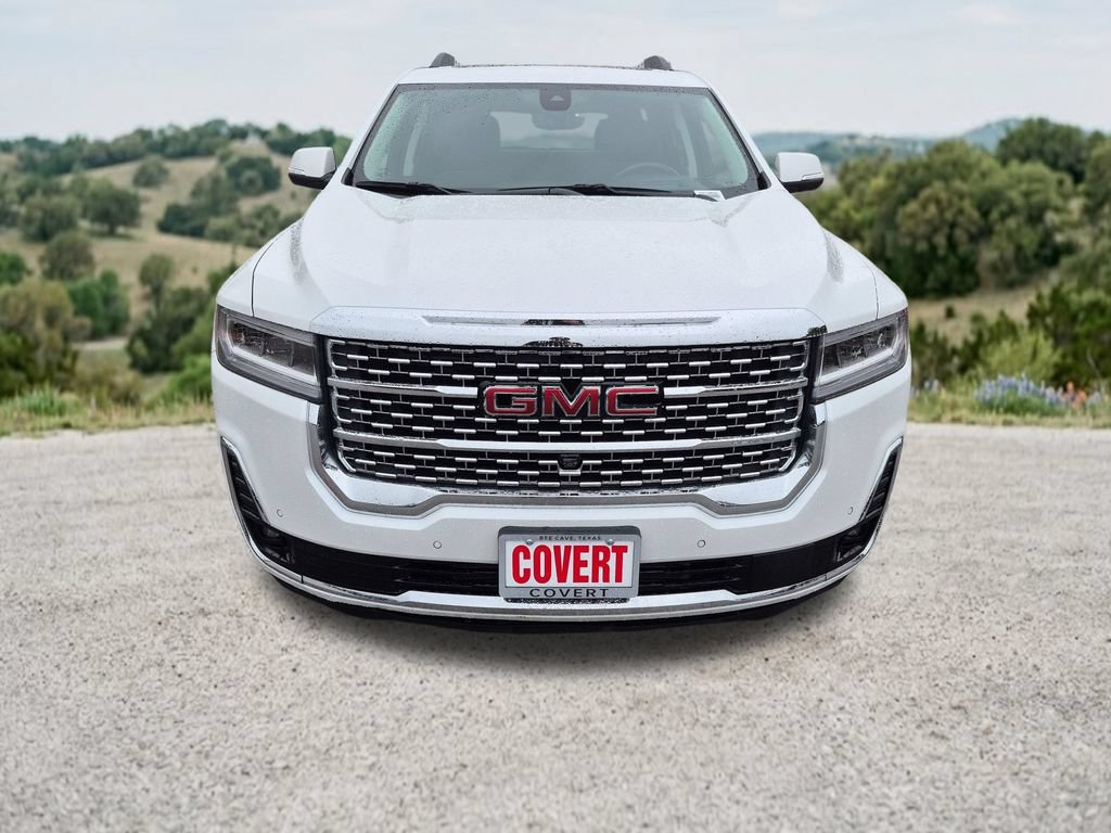 Used 2022 GMC Acadia Denali w/ Denali Ultimate Package FWD image 2