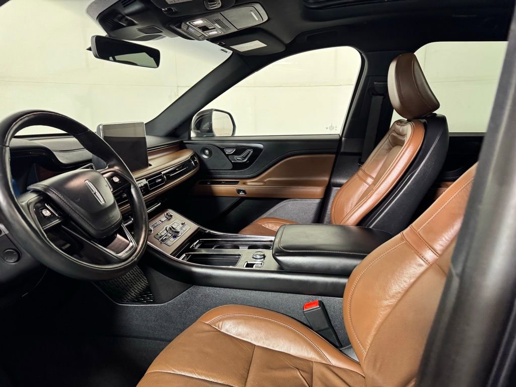 Certified 2023 Lincoln Aviator Grand Touring w/ Equipment Group 301A image 30