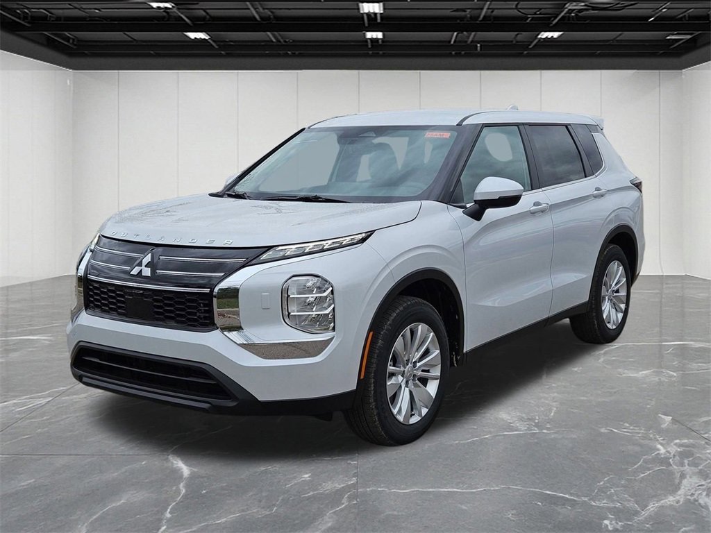 New 2025 Mitsubishi Outlander ES