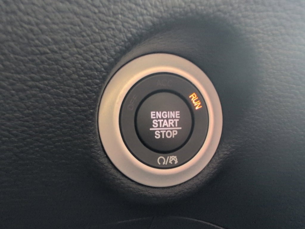 New 2026 Chrysler Pacifica Limited image 33