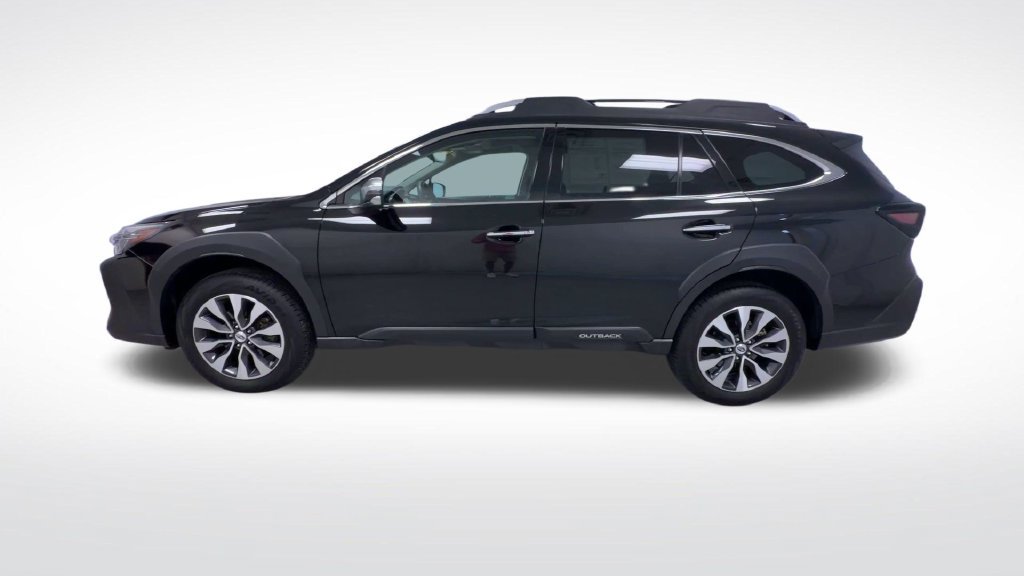 Used 2025 Subaru Outback Touring XT AWD/4WD image 22