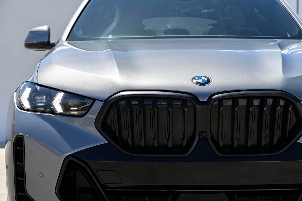 Certified 2024 BMW X6 xDrive40i w/ M Sport Professional Package AWD/4WD image 9