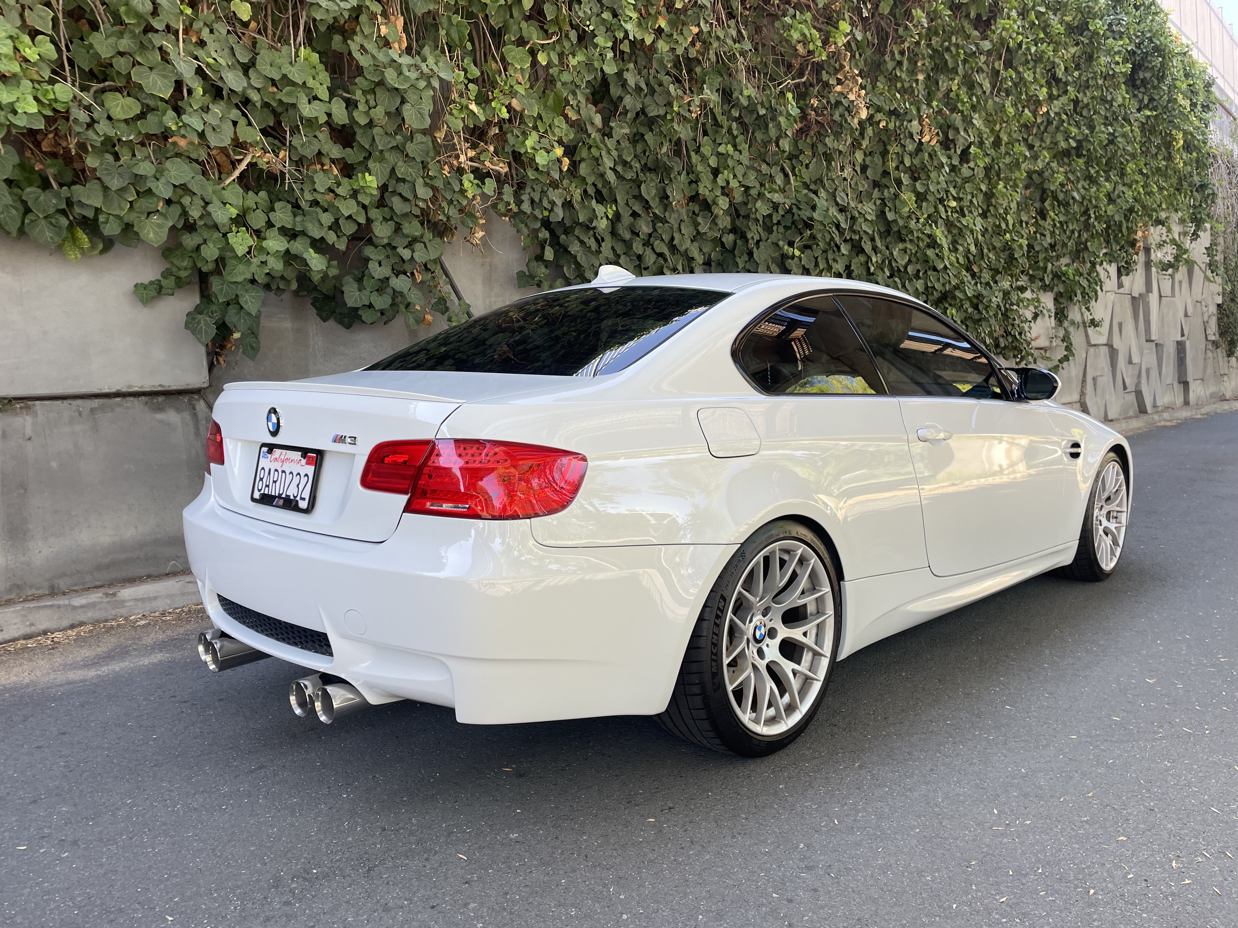 Used 2013 BMW M3 Coupe RWD image 2