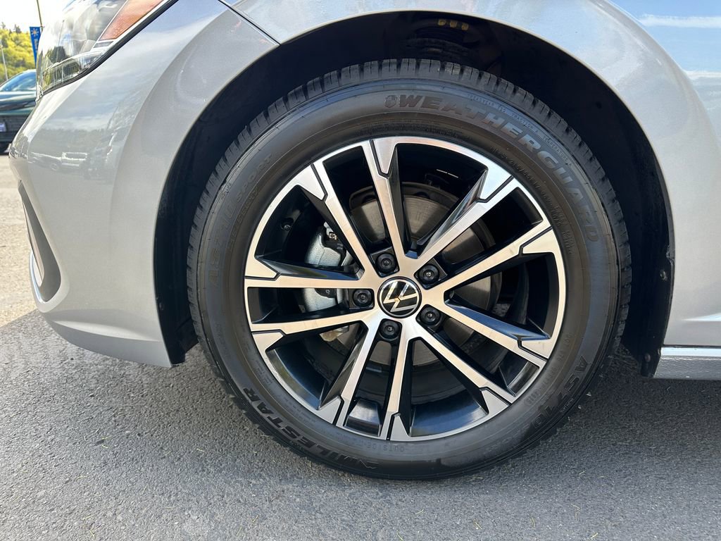 Used 2024 Volkswagen Jetta Sport FWD image 12