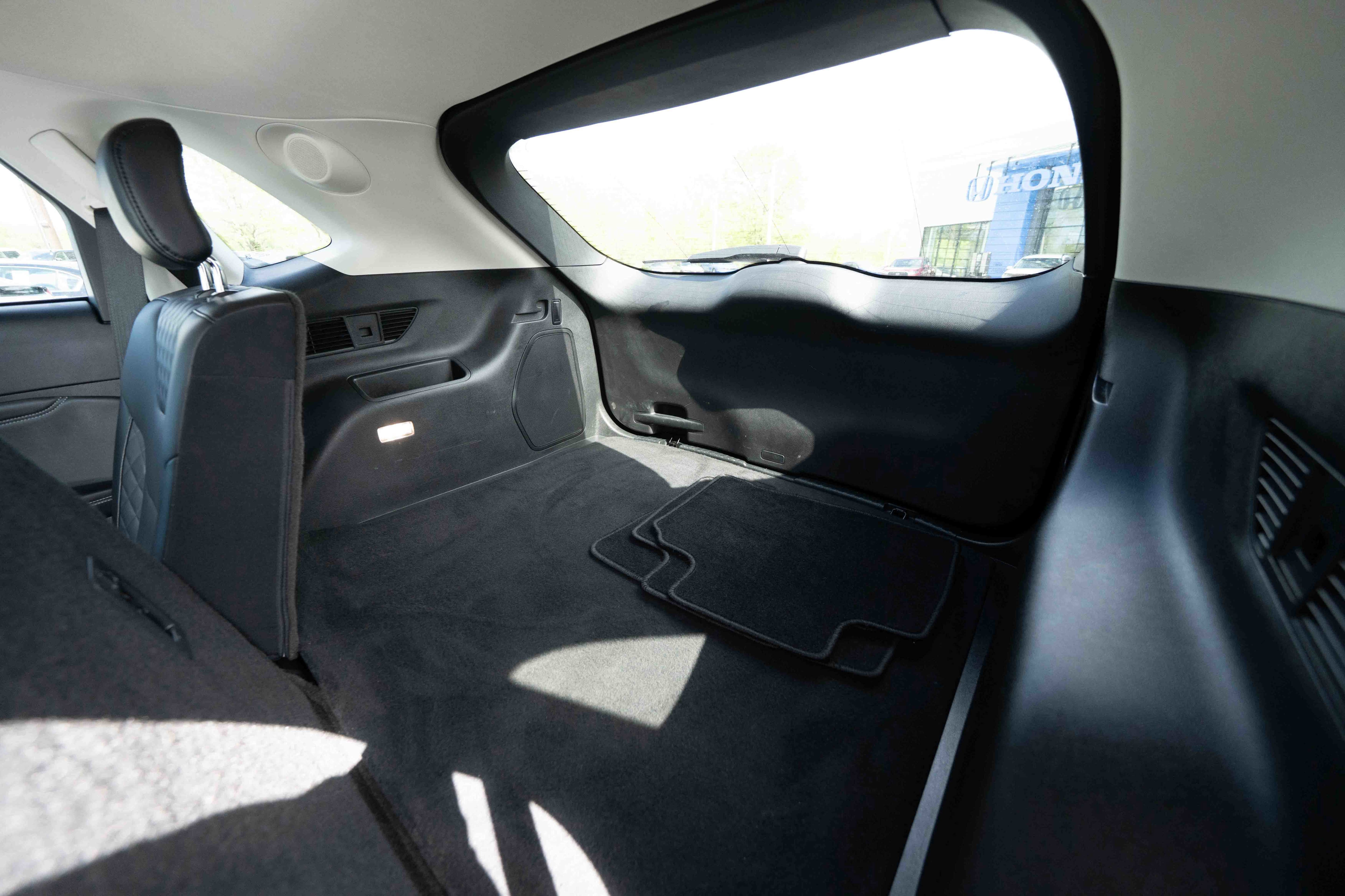 Used 2024 Ford Edge Titanium AWD/4WD image 24