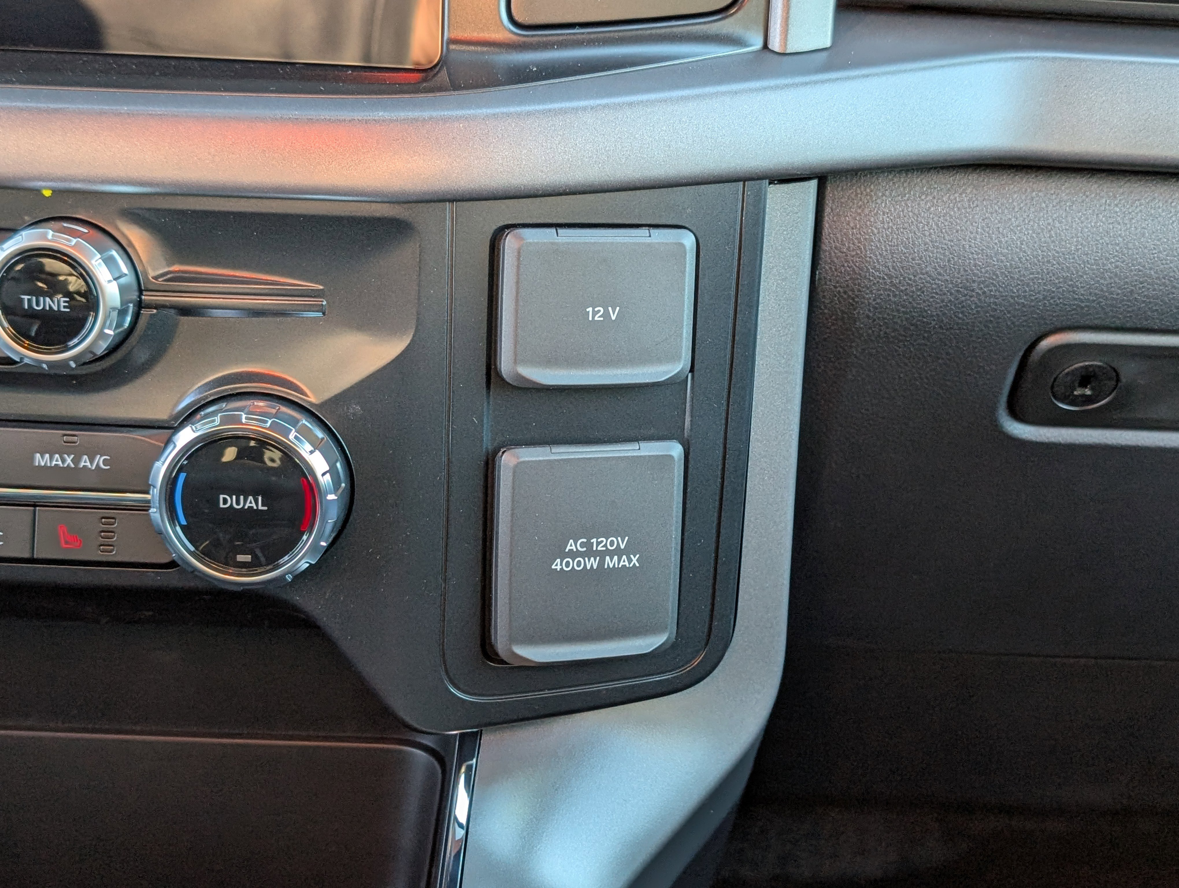 New 2025 Ford F150 XLT w/ Equipment Group 302A MID image 23