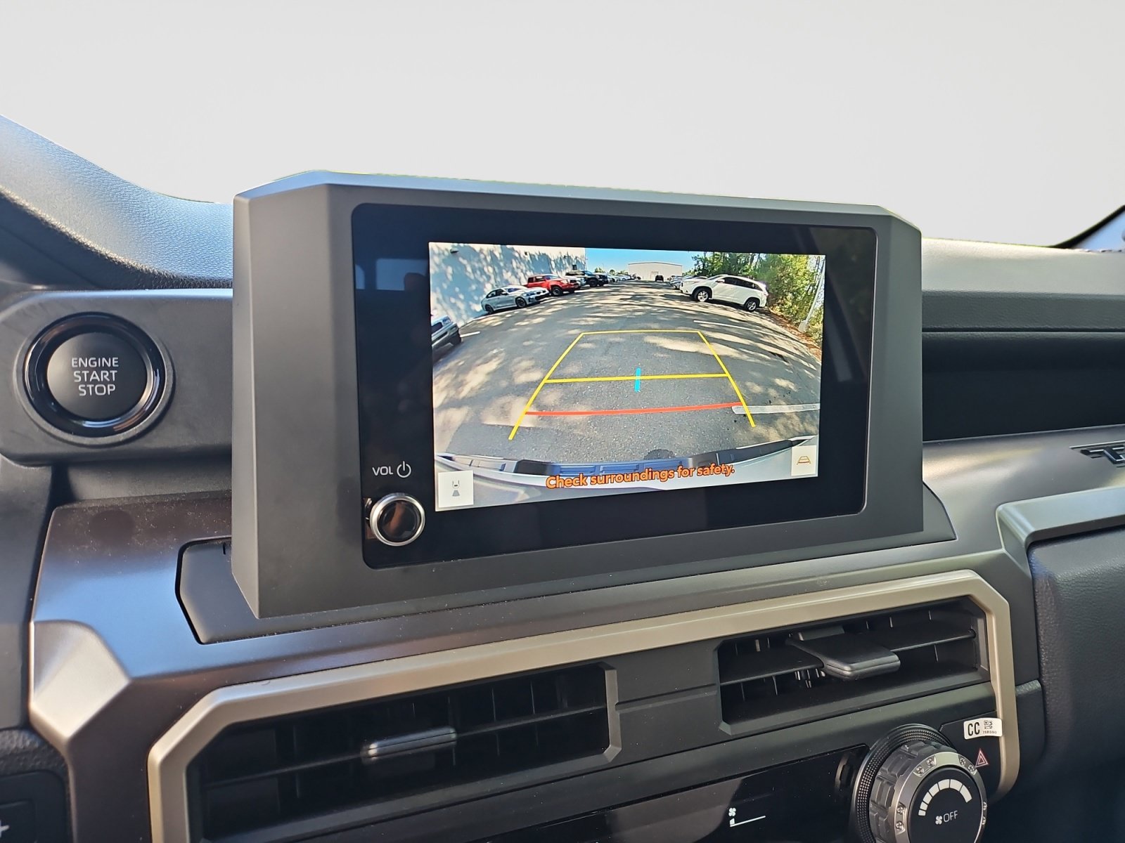 Used 2025 Toyota Tacoma SR5 w/ SR5 Upgrade Package RWD image 28