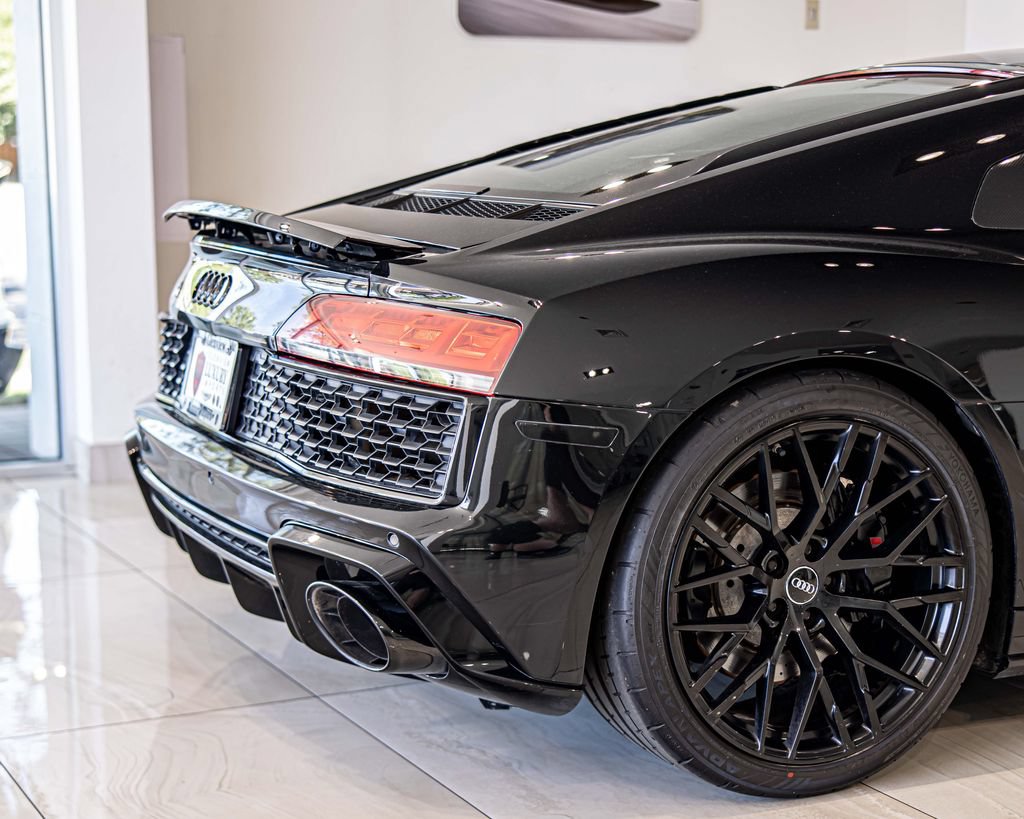 Used 2020 Audi R8 V10 AWD/4WD image 13