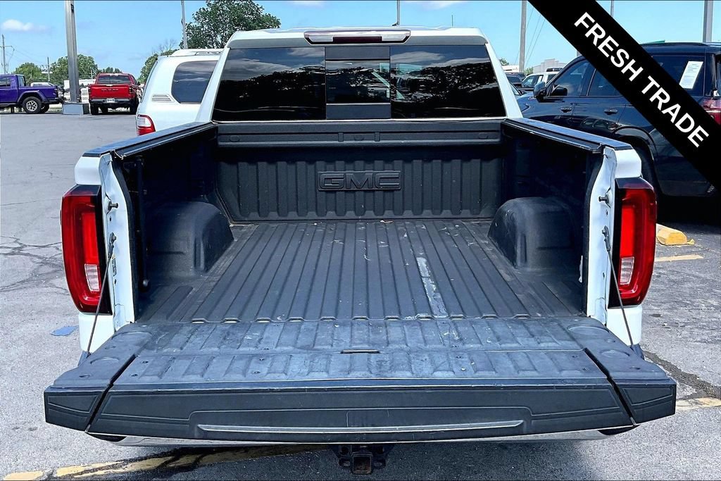 Used 2019 GMC Sierra 1500 SLT w/ SLT Premium Plus Package AWD/4WD image 16