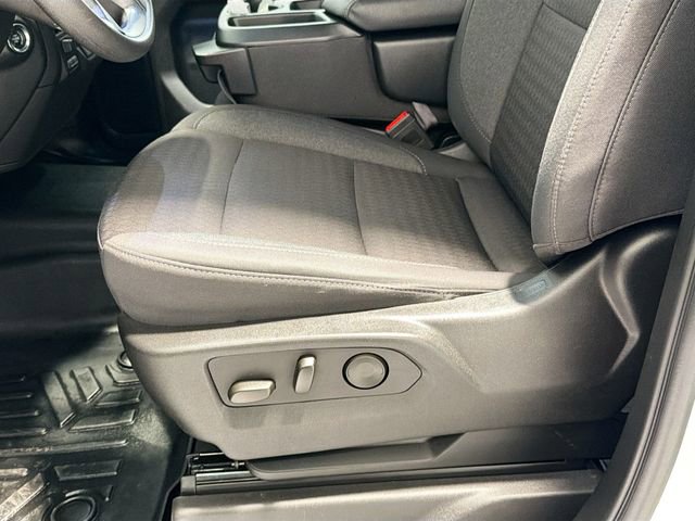 Used 2024 Chevrolet Silverado 2500 Custom w/ Custom Value Package image 16