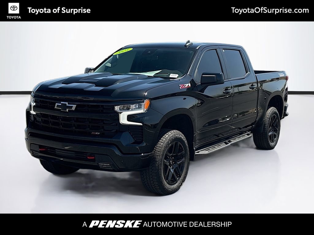 Used 2025 Chevrolet Silverado 1500 LT Trail Boss w/ Convenience Package II AWD/4WD image 1