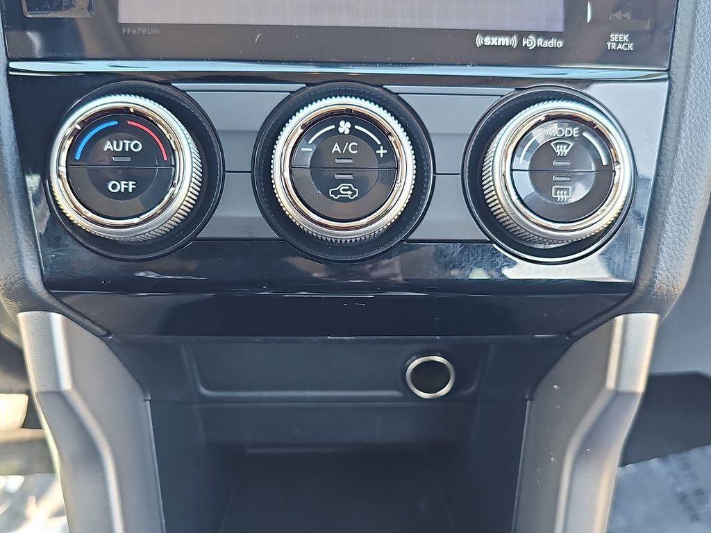 Used 2017 Subaru Forester 2.5i Premium image 21