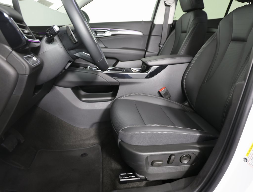 Used 2025 Buick Envision Preferred image 12