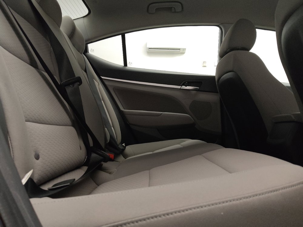 Used 2020 Hyundai Elantra SEL FWD image 19