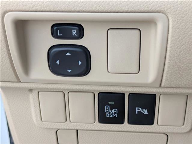 Used 2013 Lexus ES 350 w/ Luxury Pkg FWD image 13