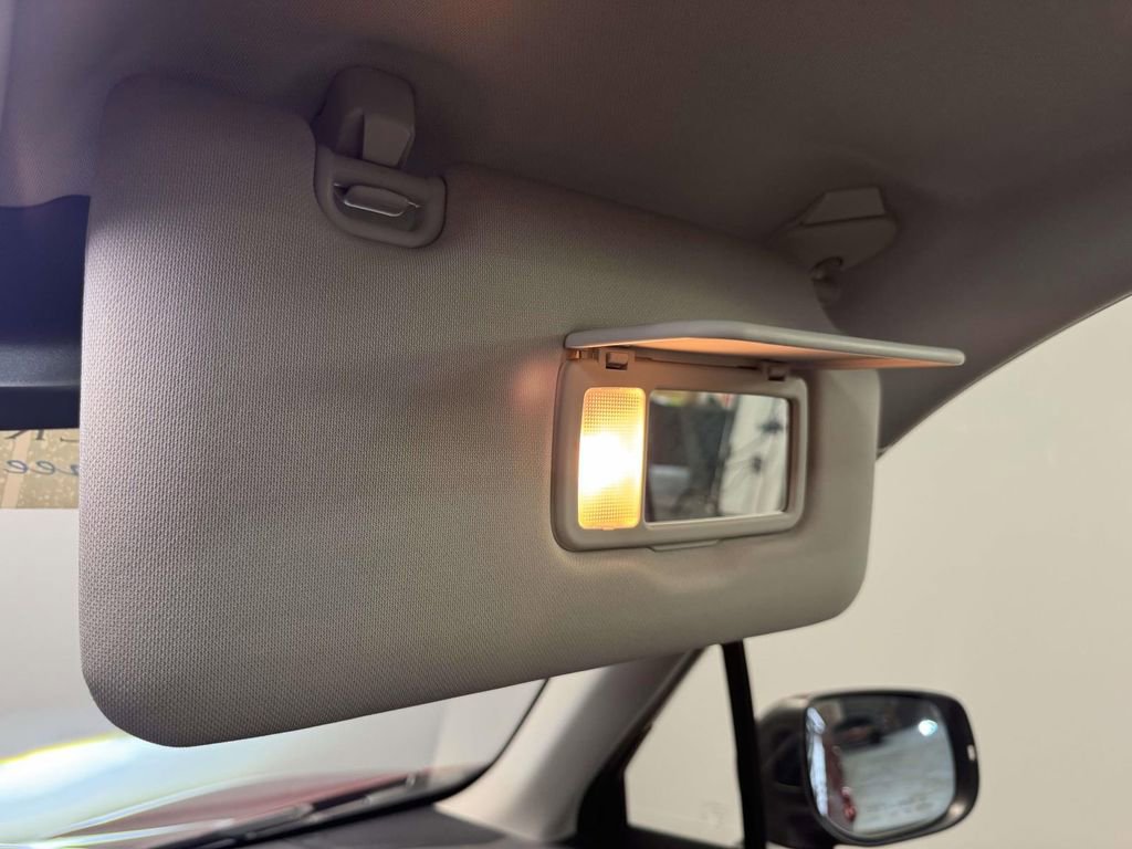 Used 2022 Subaru Forester Limited image 33