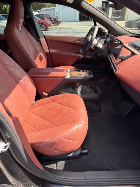 Used 2023 BMW iX M60 w/ Executive Package AWD/4WD image 10