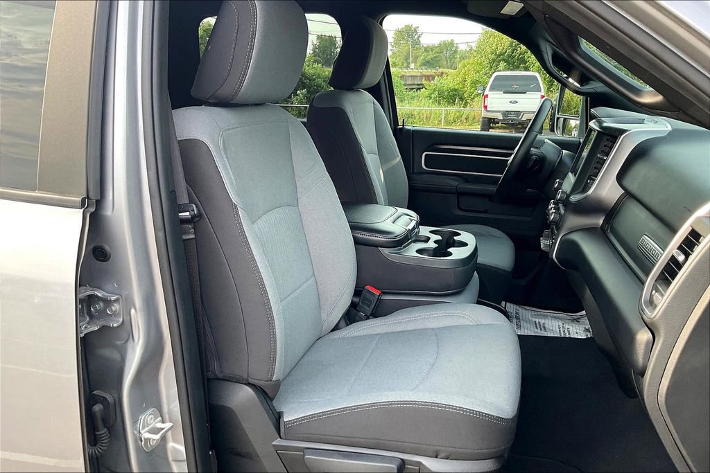 Used 2024 RAM 2500 Big Horn w/ Bed Utility Group image 7