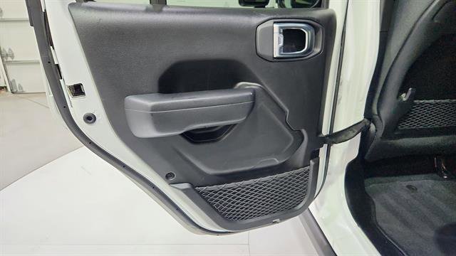 Used 2024 Jeep Wrangler Unlimited Rubicon image 21