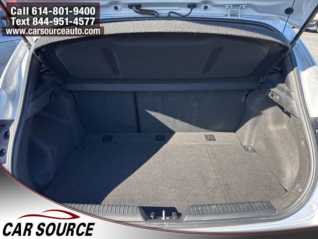 Used 2013 Hyundai Elantra GT w/ Style Pkg image 29