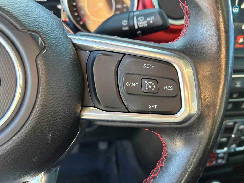 Used 2022 Jeep Gladiator Rubicon AWD/4WD image 12
