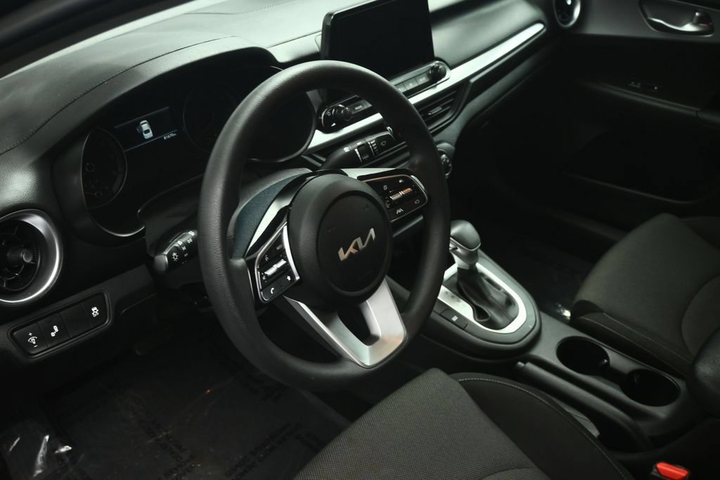 Used 2023 Kia Forte LXS w/ LXS Technology Package FWD image 51