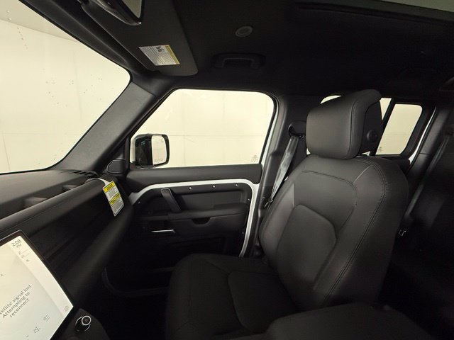 New 2026 Land Rover Defender 110 S AWD/4WD image 18