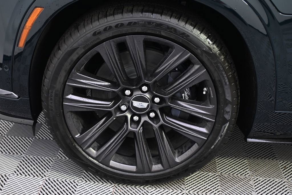 New 2026 Cadillac Vistiq Platinum w/ LPO, Floor Liner Package image 20