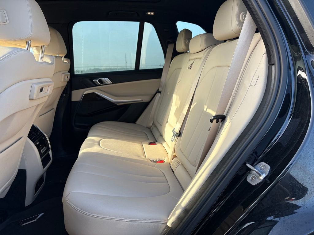 Used 2020 BMW X5 sDrive40i w/ Convenience Package image 14