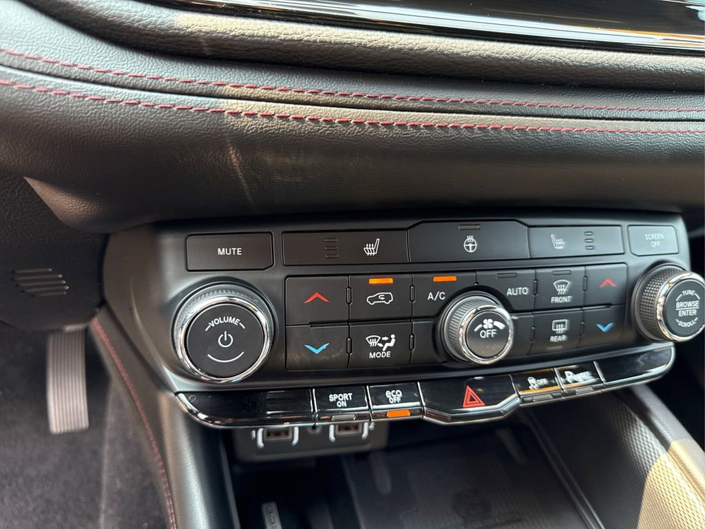 Used 2021 Dodge Durango R/T image 33