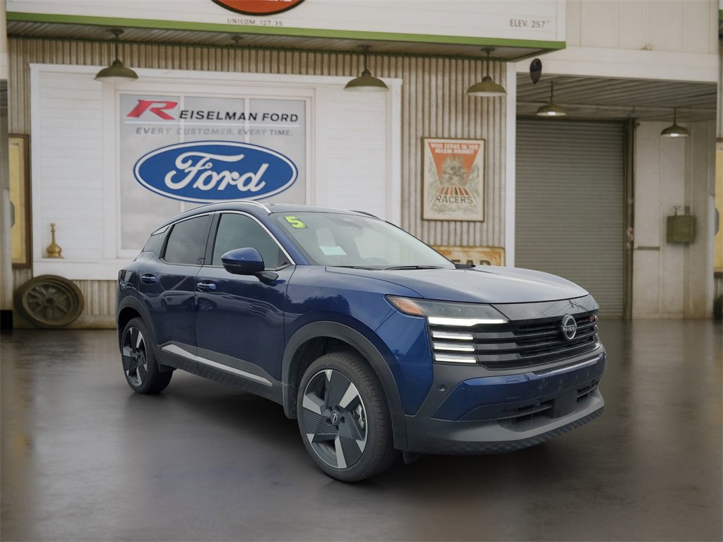 Used 2025 Nissan Kicks SR