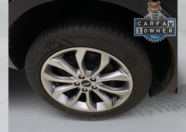 Used 2019 Lincoln MKC Select w/ Select Plus Package AWD/4WD image 17