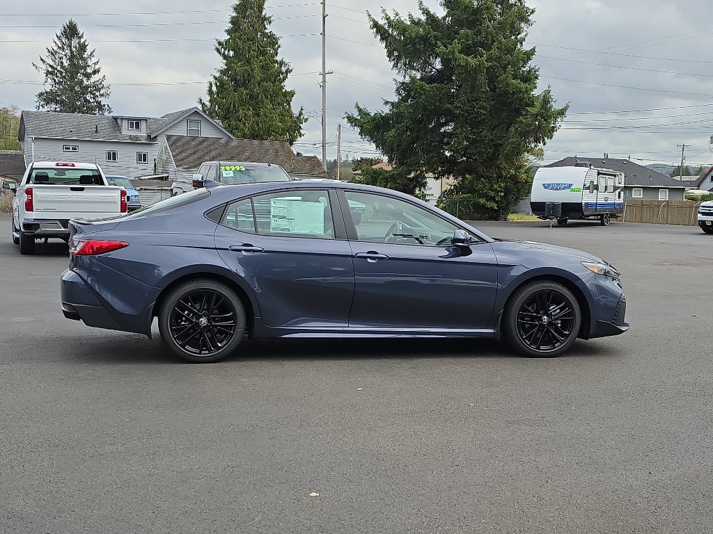 New 2026 Toyota Camry SE FWD image 7