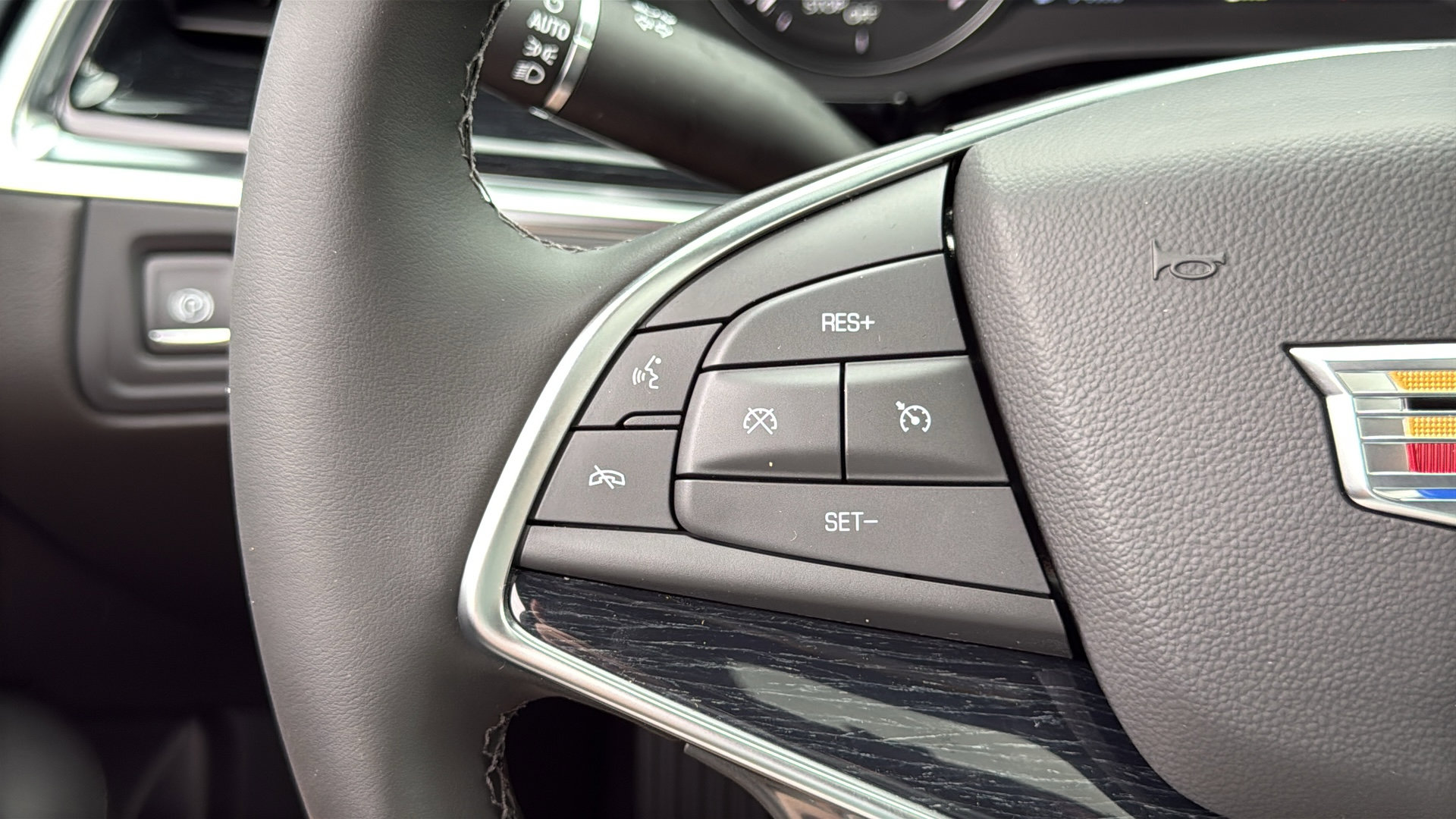 New 2026 Cadillac XT5 Premium Luxury w/ LPO, Floor Liner Package image 16