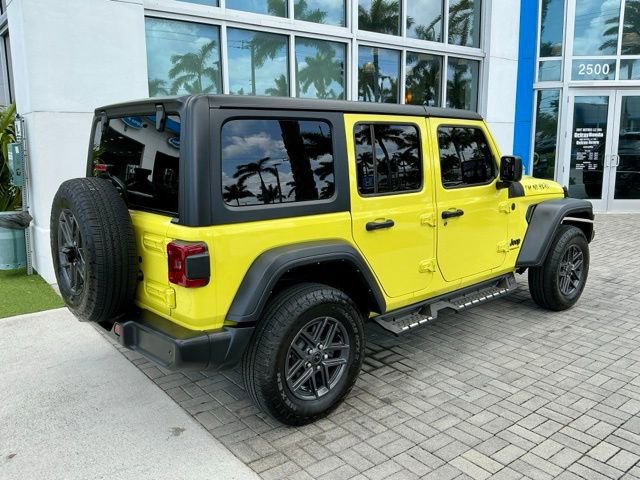 Used 2024 Jeep Wrangler Sport S image 7