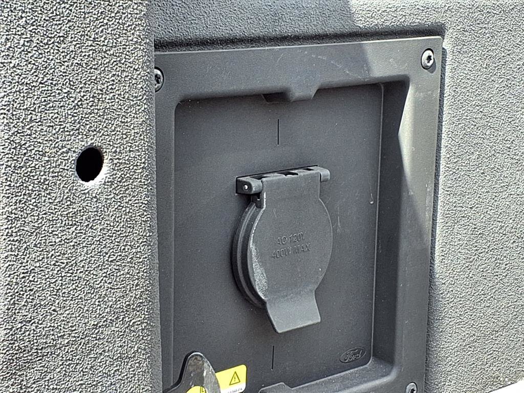 Used 2022 Ford F150 XLT w/ Equipment Group 302A High image 7