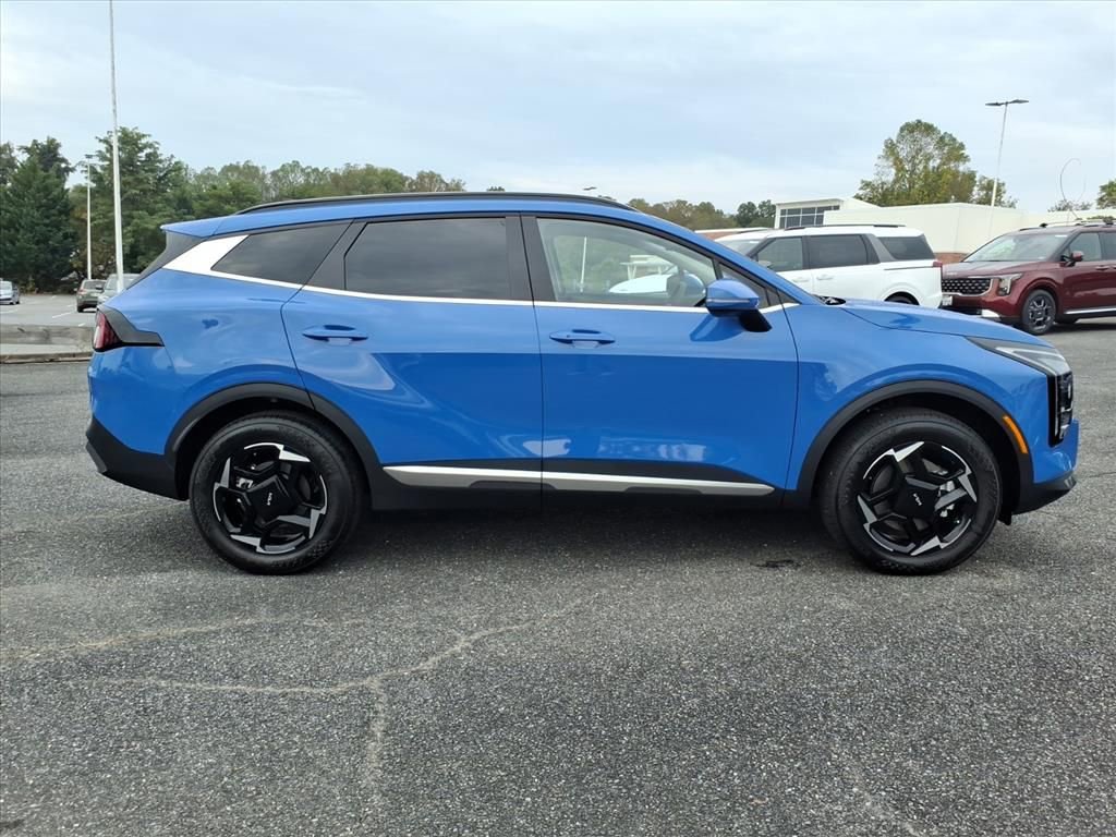 New 2026 Kia Sportage EX w/ EX Panorama Roof Package image 3
