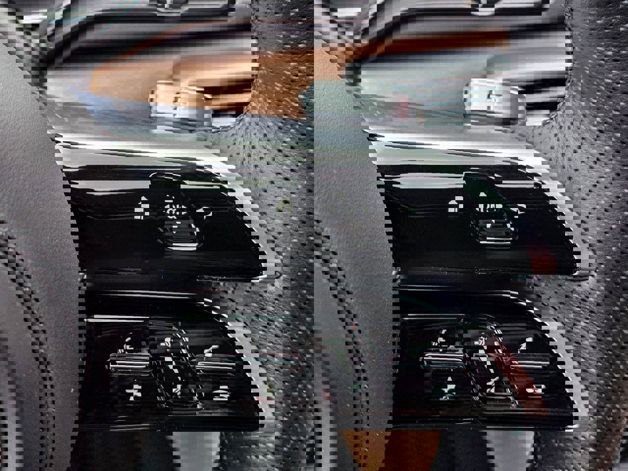 New 2026 Mercedes-Benz GLS 580 4MATIC image 21